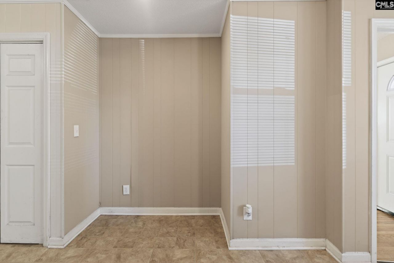 1634 S Beltline Boulevard Photo 15