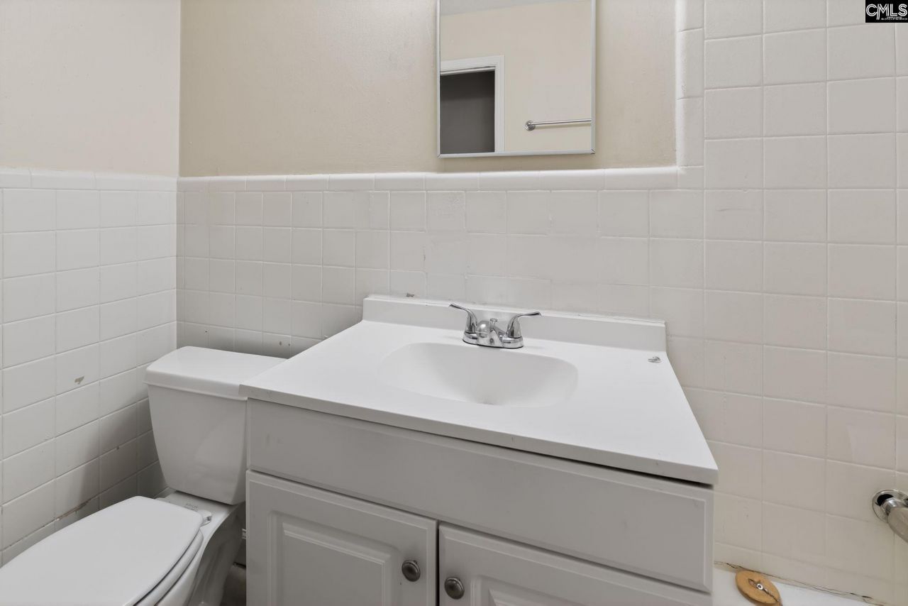 1634 S Beltline Boulevard Photo 24