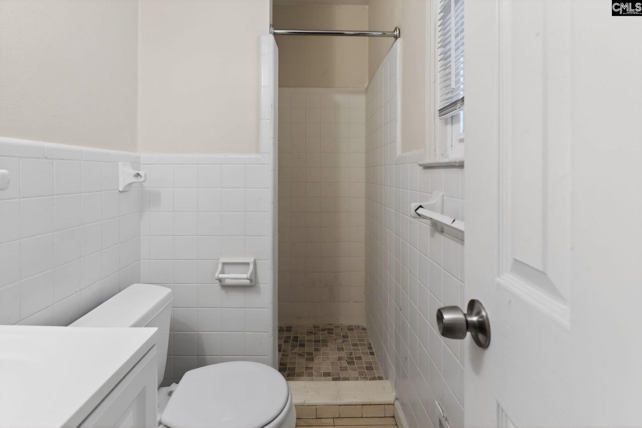 1634 S Beltline Boulevard Photo 25