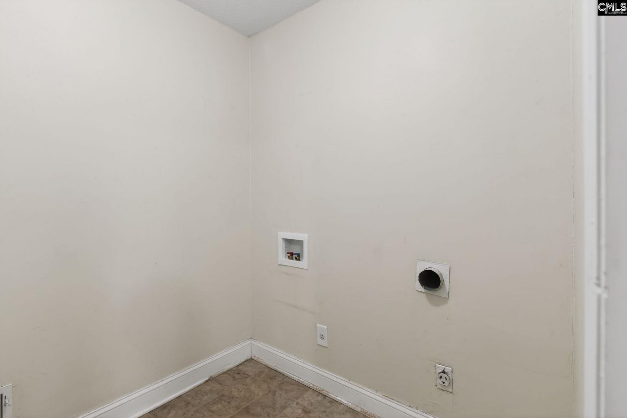 1634 S Beltline Boulevard Photo 27