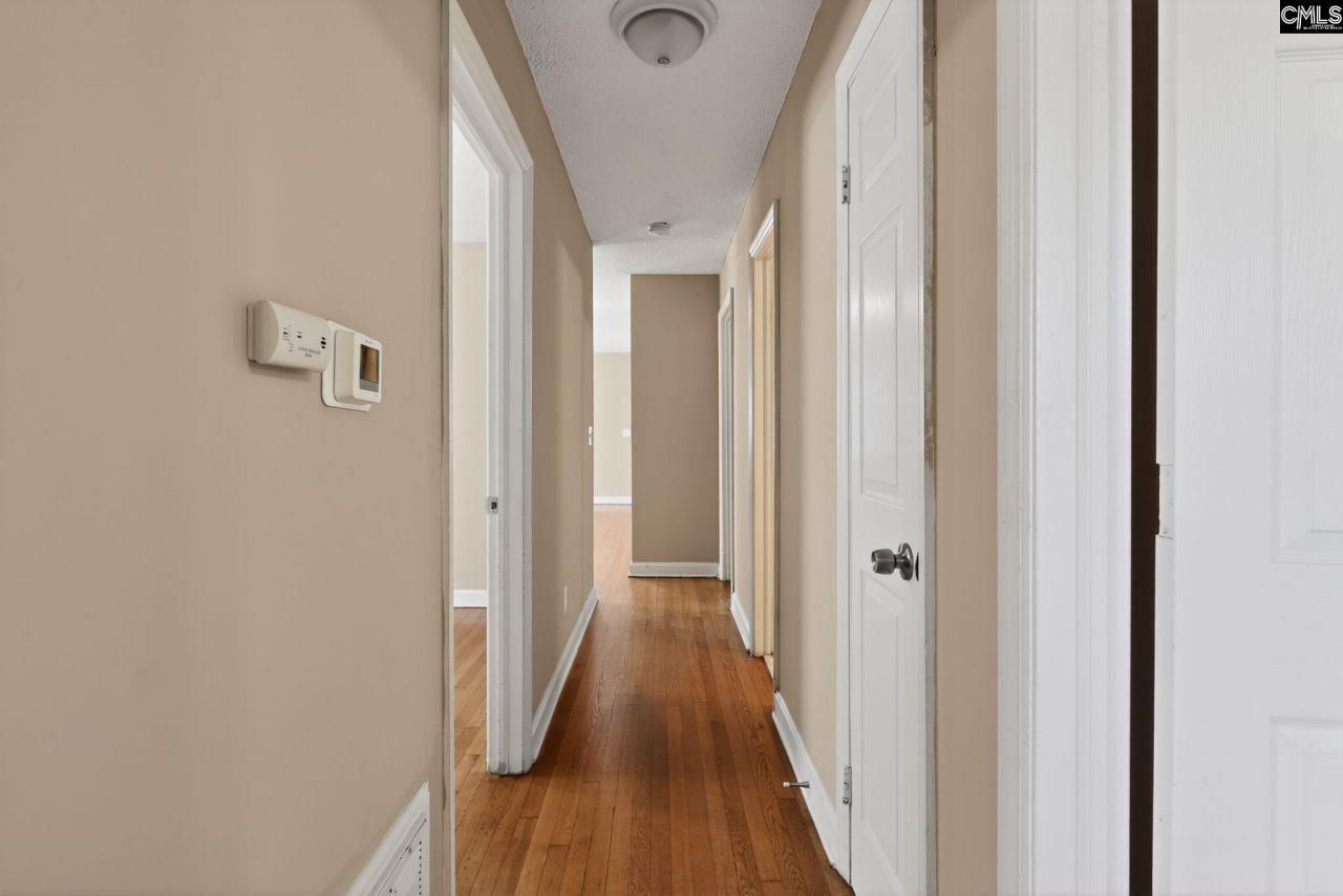 1634 S Beltline Boulevard Photo 29