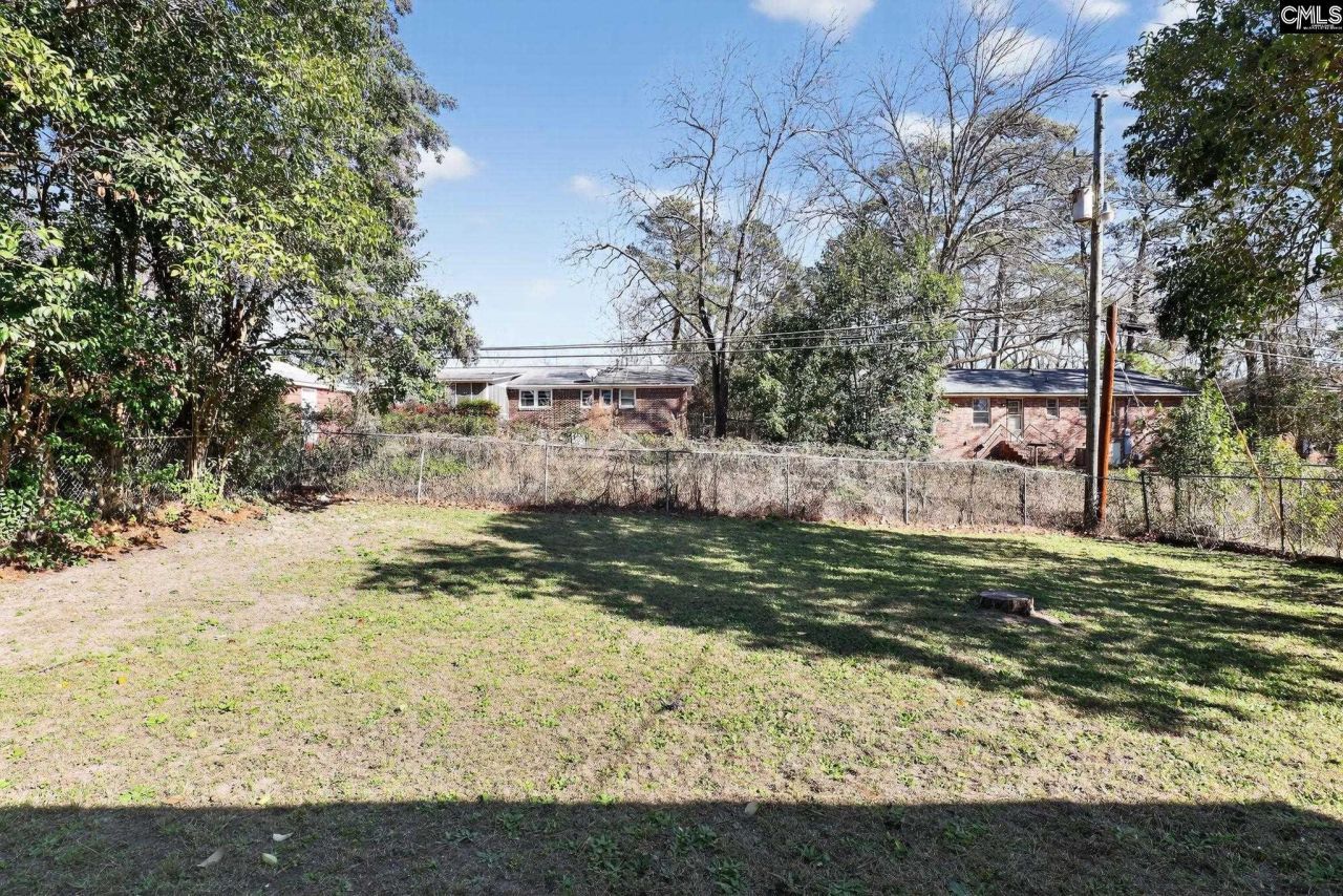 1634 S Beltline Boulevard Photo 33