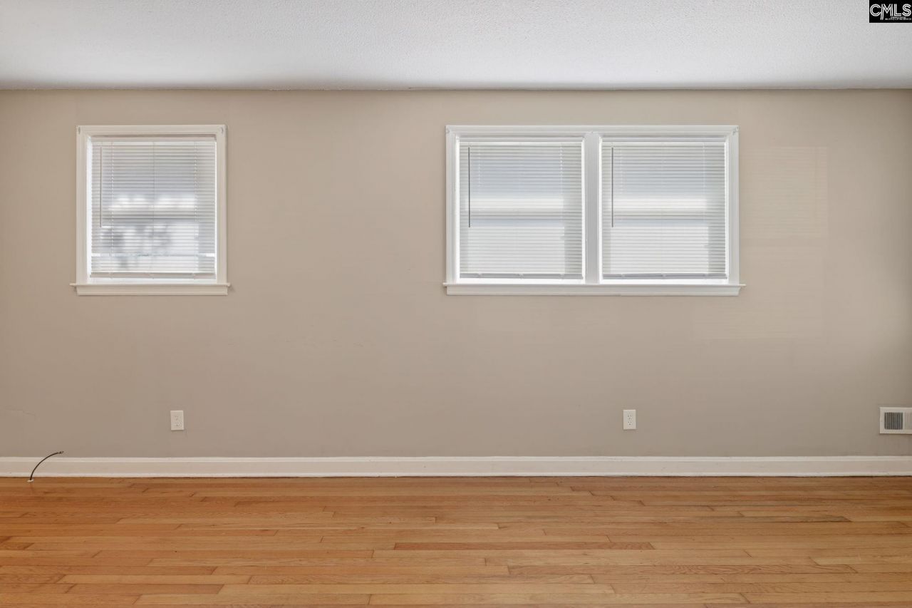 1634 S Beltline Boulevard Photo 4