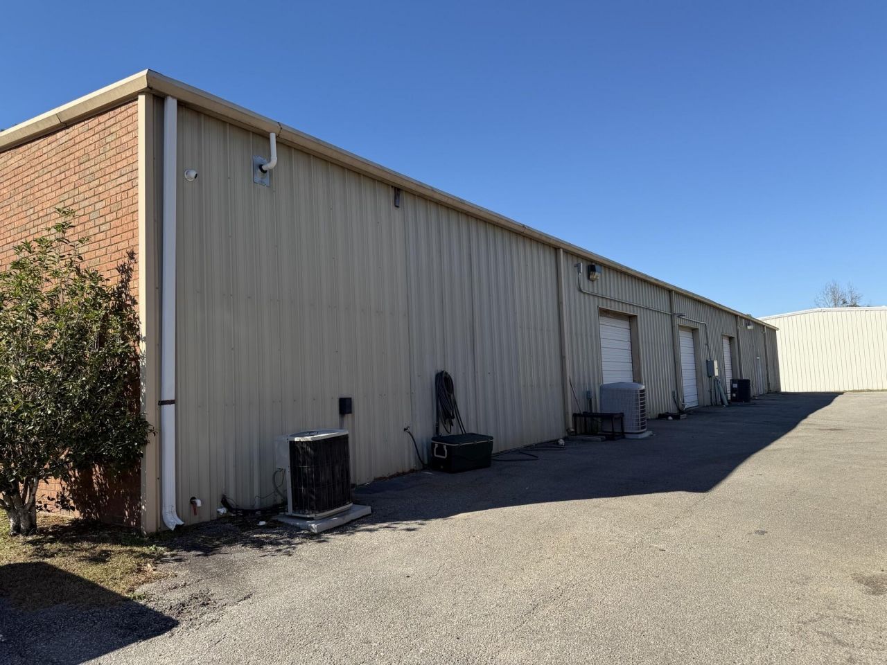 199 Farmington Road Photo 8