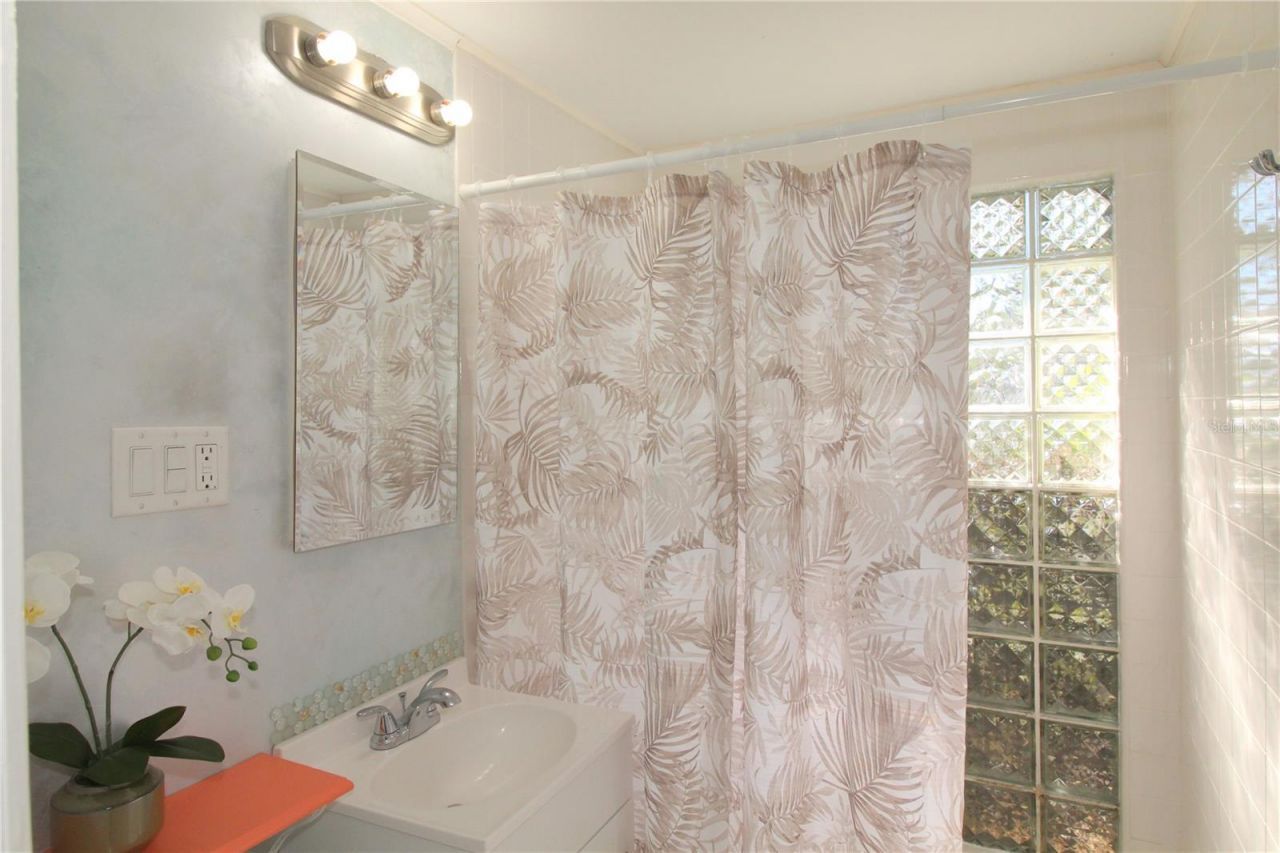 2696 Loma Linda Street, Sarasota, FL 34239 Photo