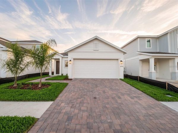 2713 RUNNERS CIRCLE, CLERMONT, FL 34714