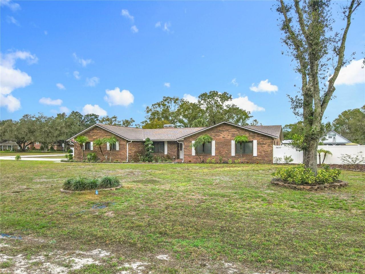 3437 Oakview Drive, Lakeland, FL 33811 Photo