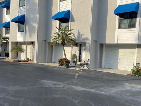 745 PINELLAS BAYWAY S, Unit 105, ST PETERSBURG, FL 33715