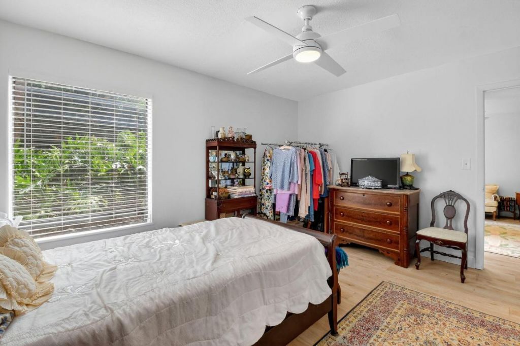 3050 Presidential Way, Unit 106, West Palm Beach, FL 33401 Photo