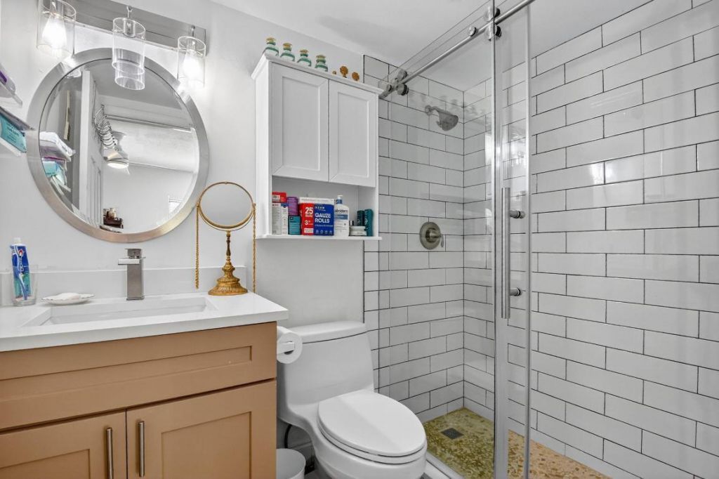 3050 Presidential Way, Unit 106, West Palm Beach, FL 33401 Photo