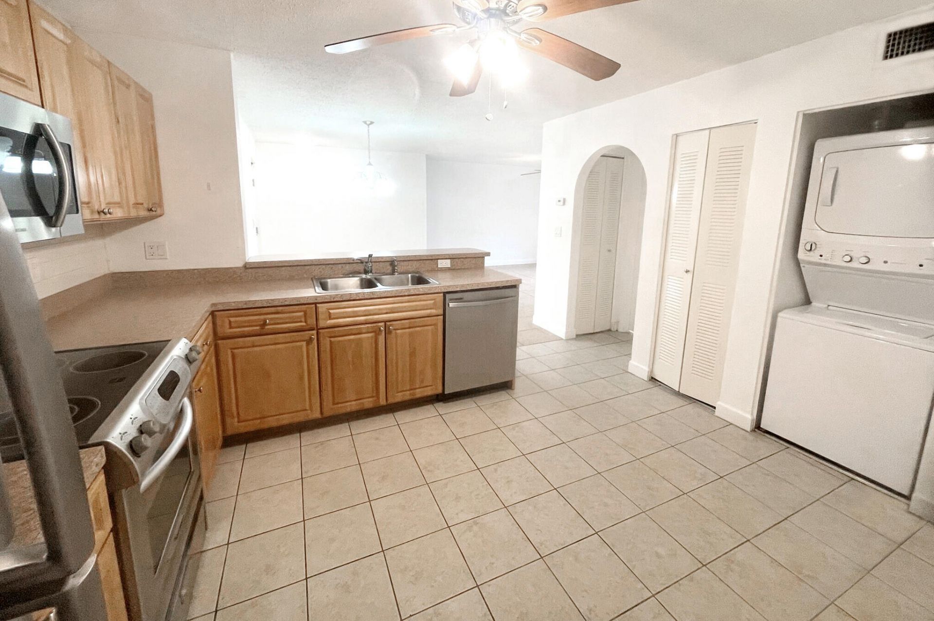 10115 W Sunrise Boulevard, Unit 104, Plantation, FL 33322 Photo