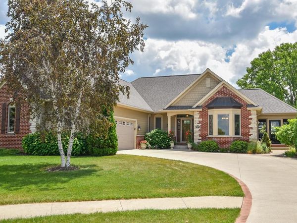 154 Water COURT, Cedar Grove, WI 53013