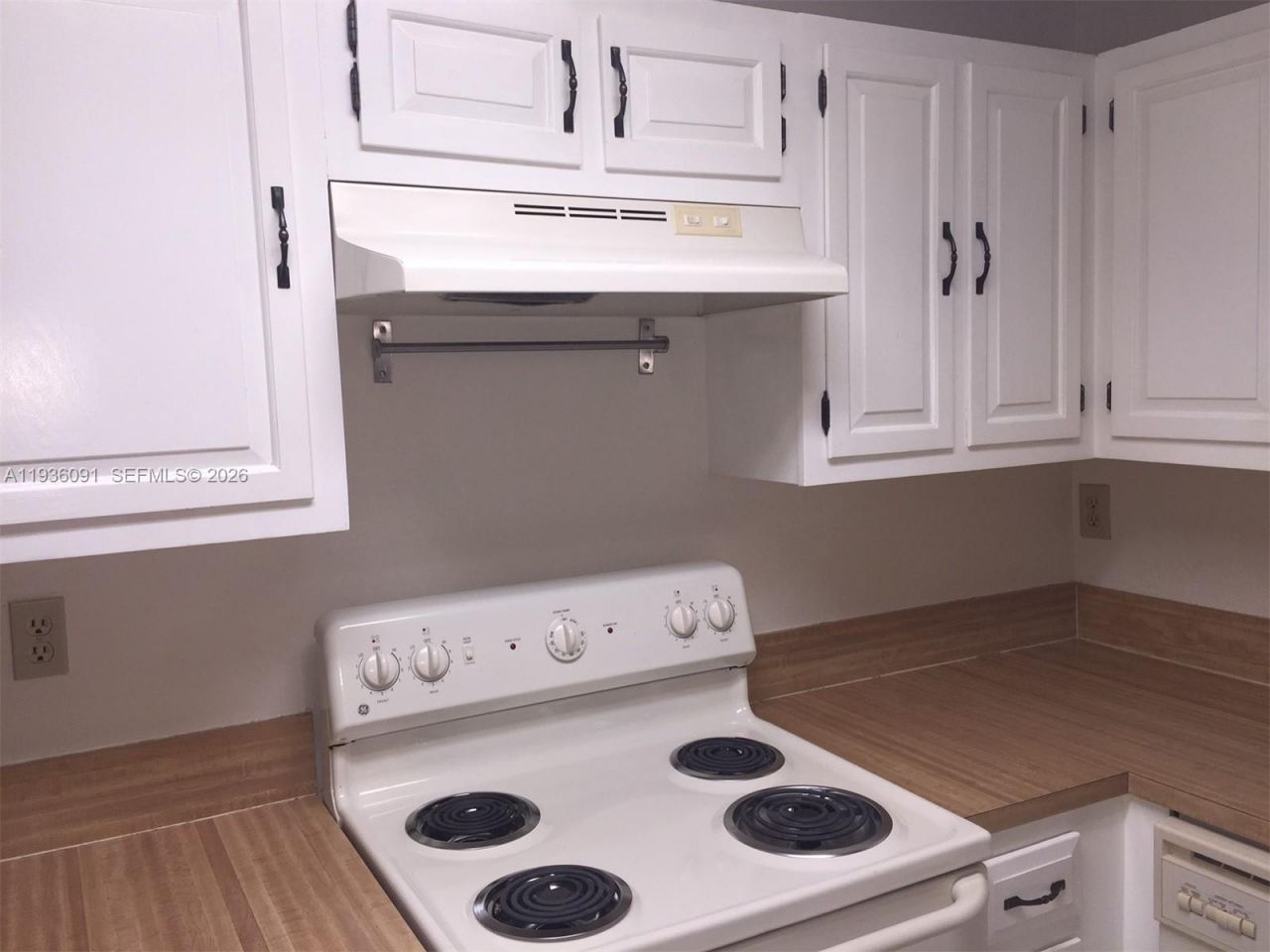 11527 SW 64 St, Unit #F, Miami, FL 33173 Photo