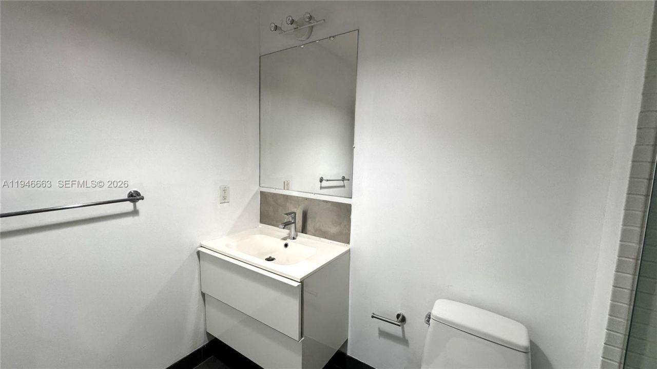 1700 Meridian Ave, Unit 506, Miami Beach, FL 33139 Photo