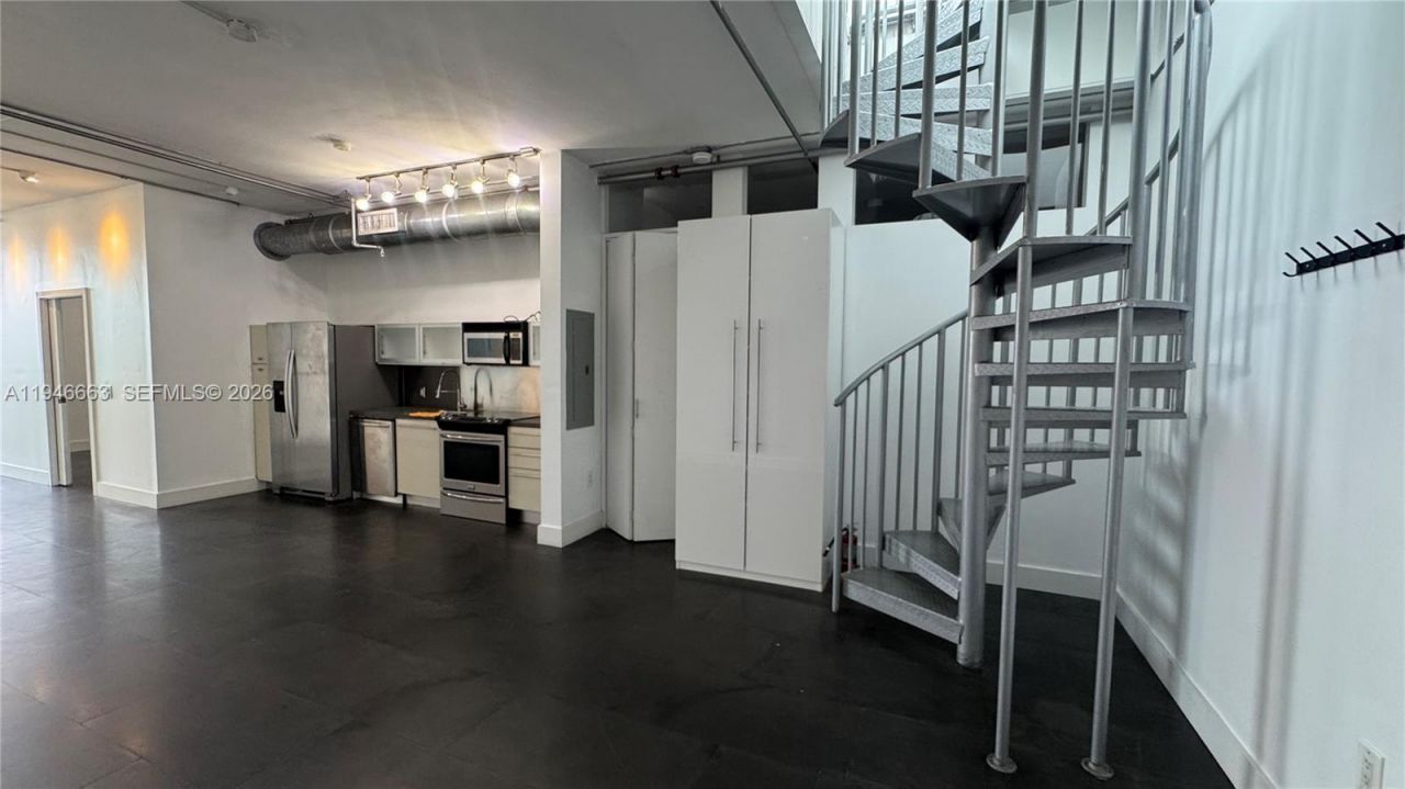 1700 Meridian Ave, Unit 506, Miami Beach, FL 33139 Photo