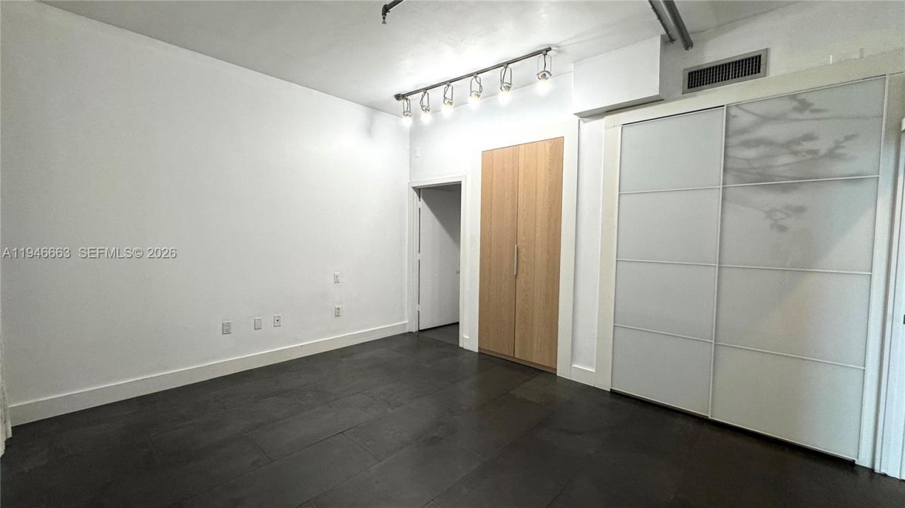 1700 Meridian Ave, Unit 506, Miami Beach, FL 33139 Photo