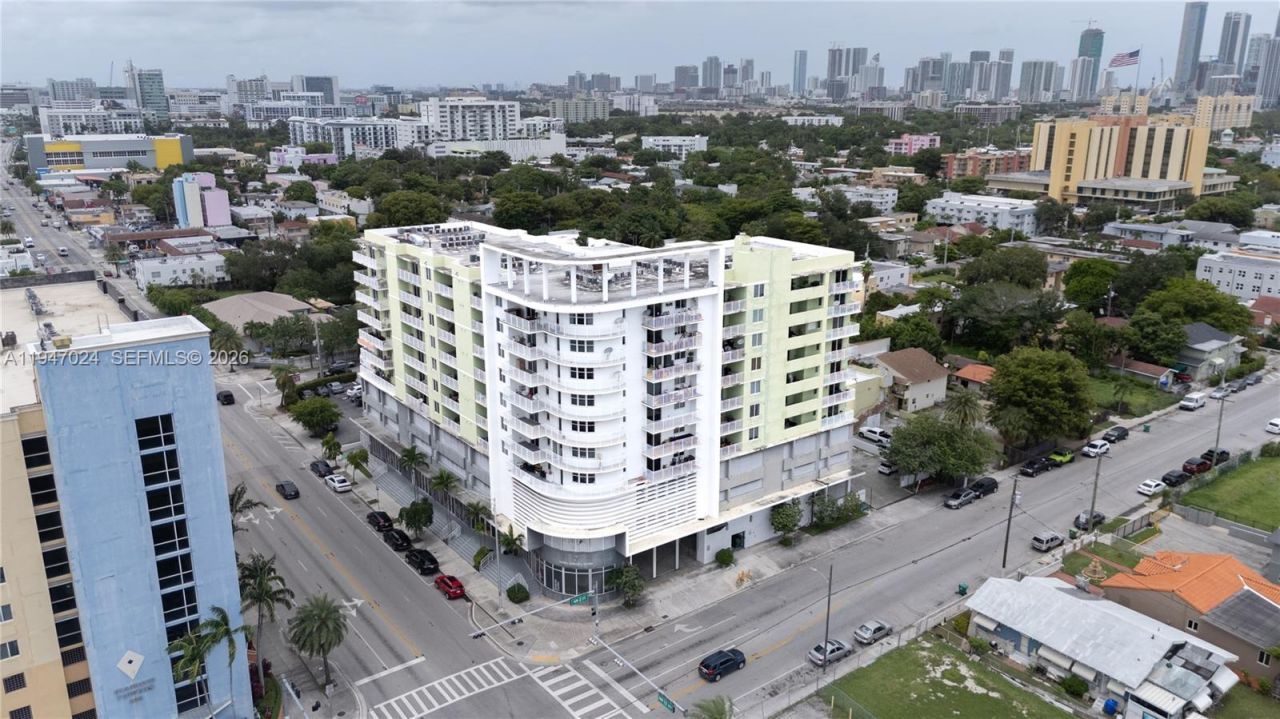 219 NW 12th Ave, Unit 707, Miami, FL 33128 Photo