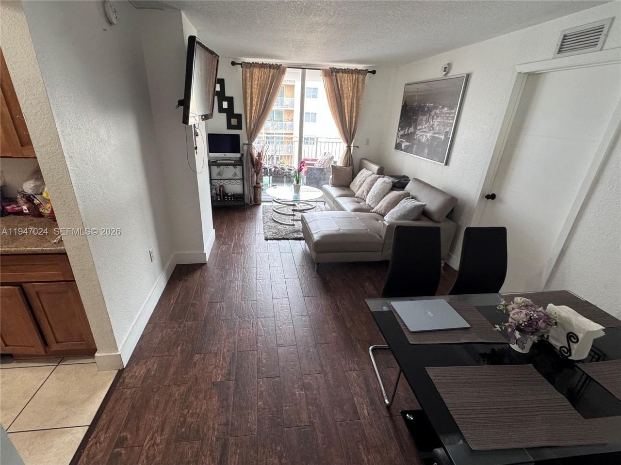 219 NW 12th Ave, Unit 707, Miami, FL 33128 Photo