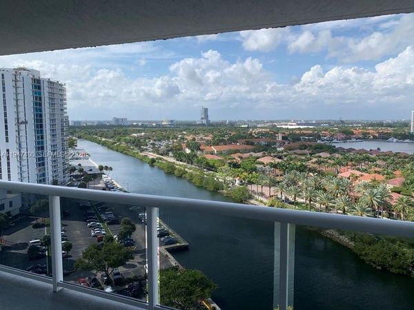 20505 E Country Club Dr , Unit 1631, Aventura, FL 33180