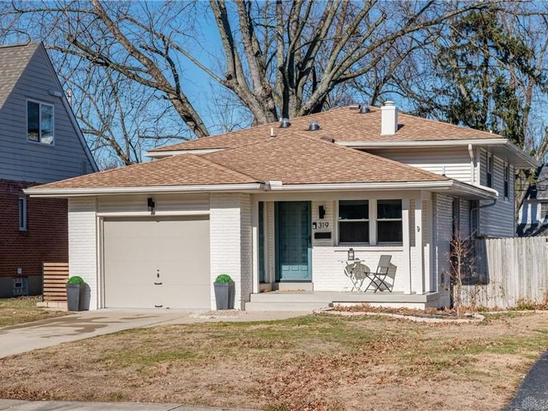 319 Orchard Drive, Oakwood, OH 45419 Photo 2