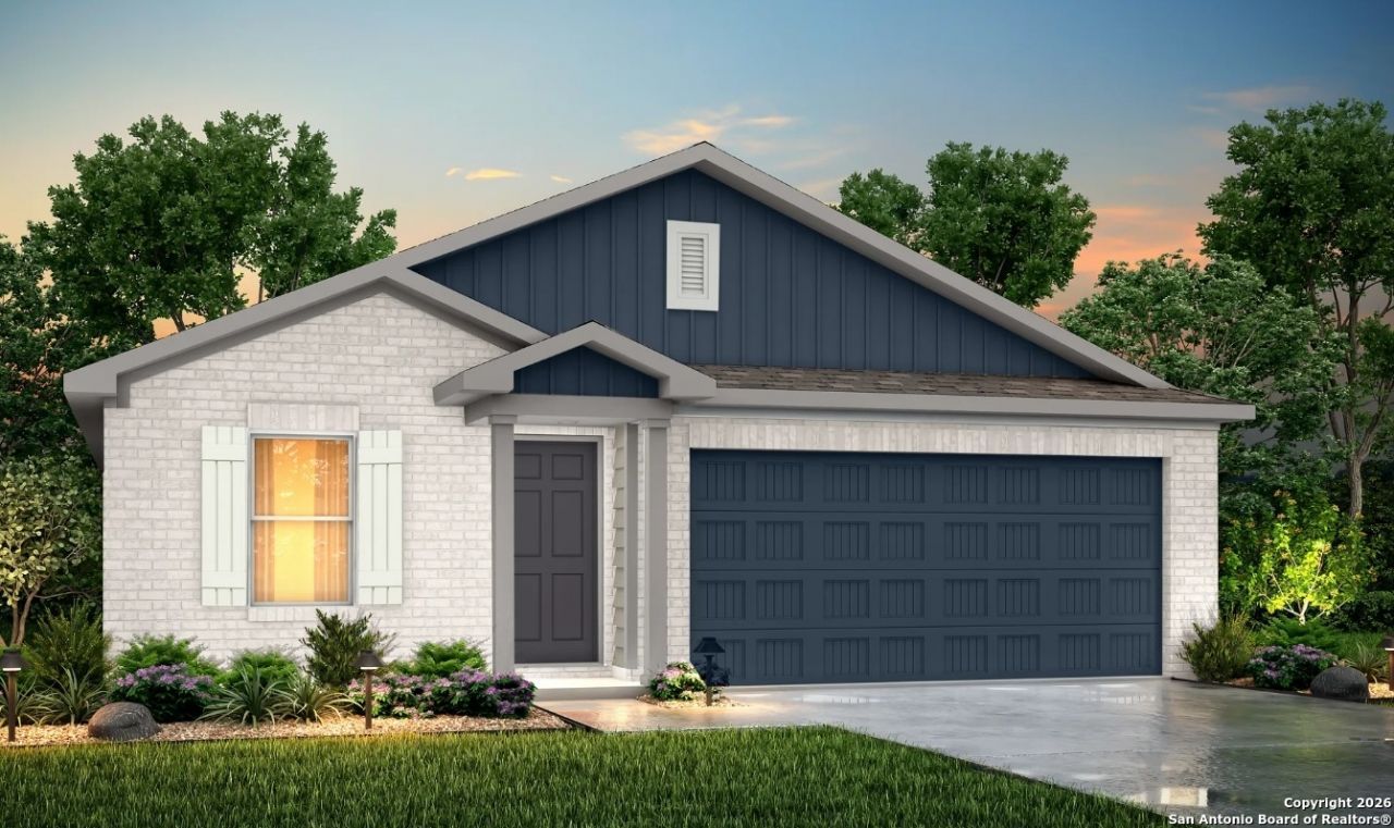 105 Boulder Ridge Dr., Cuero, TX 77594 Main Photo