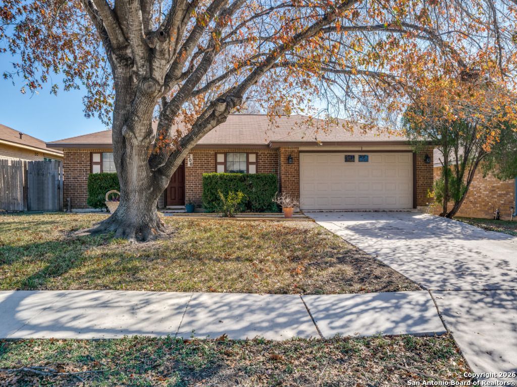 206 Meadowland, Universal City, TX 78148 Main Photo