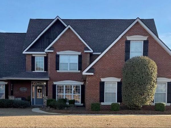 218 Knob Hill Drive, Warner Robins, GA 31088