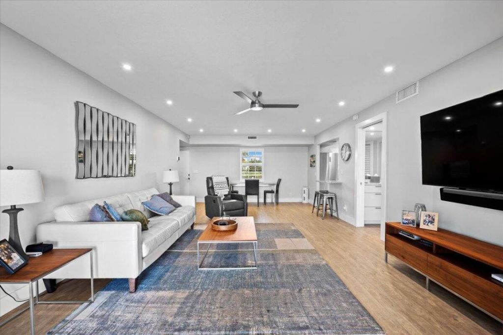 1025 Sugar Sands Boulevard, Unit 261, Riviera Beach, FL 33404 Photo