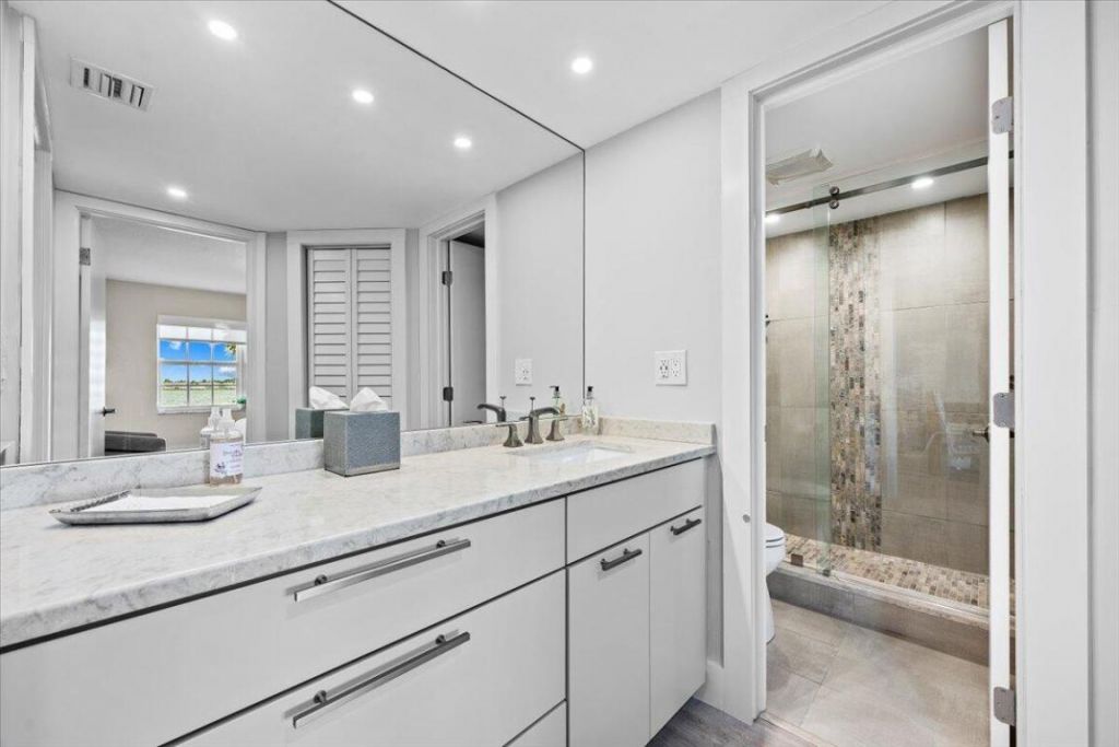 1025 Sugar Sands Boulevard, Unit 261, Riviera Beach, FL 33404 Photo