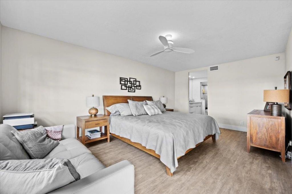 1025 Sugar Sands Boulevard, Unit 261, Riviera Beach, FL 33404 Photo