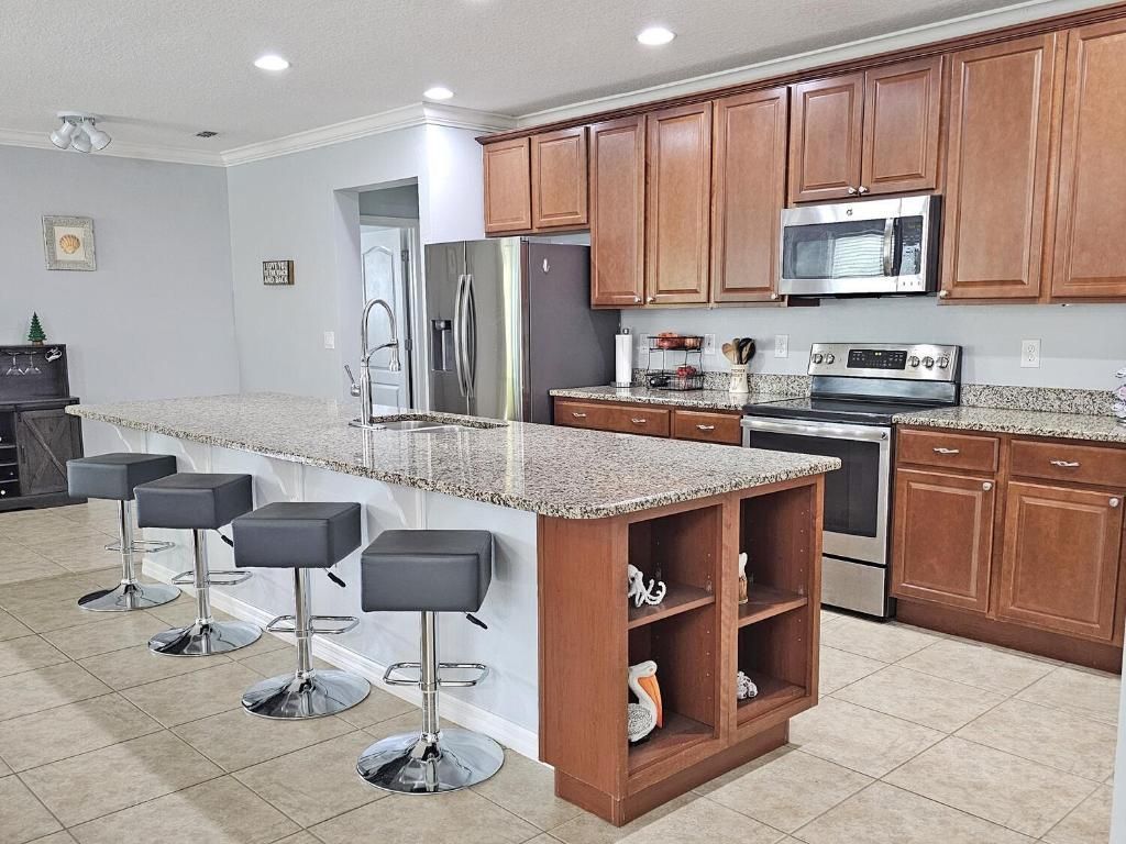 934 SW Worcester Lane, Port Saint Lucie, FL 34953 Photo