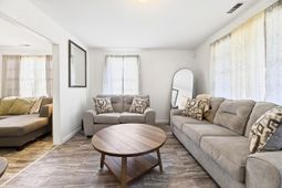 1135 Ellis Avenue photo 4