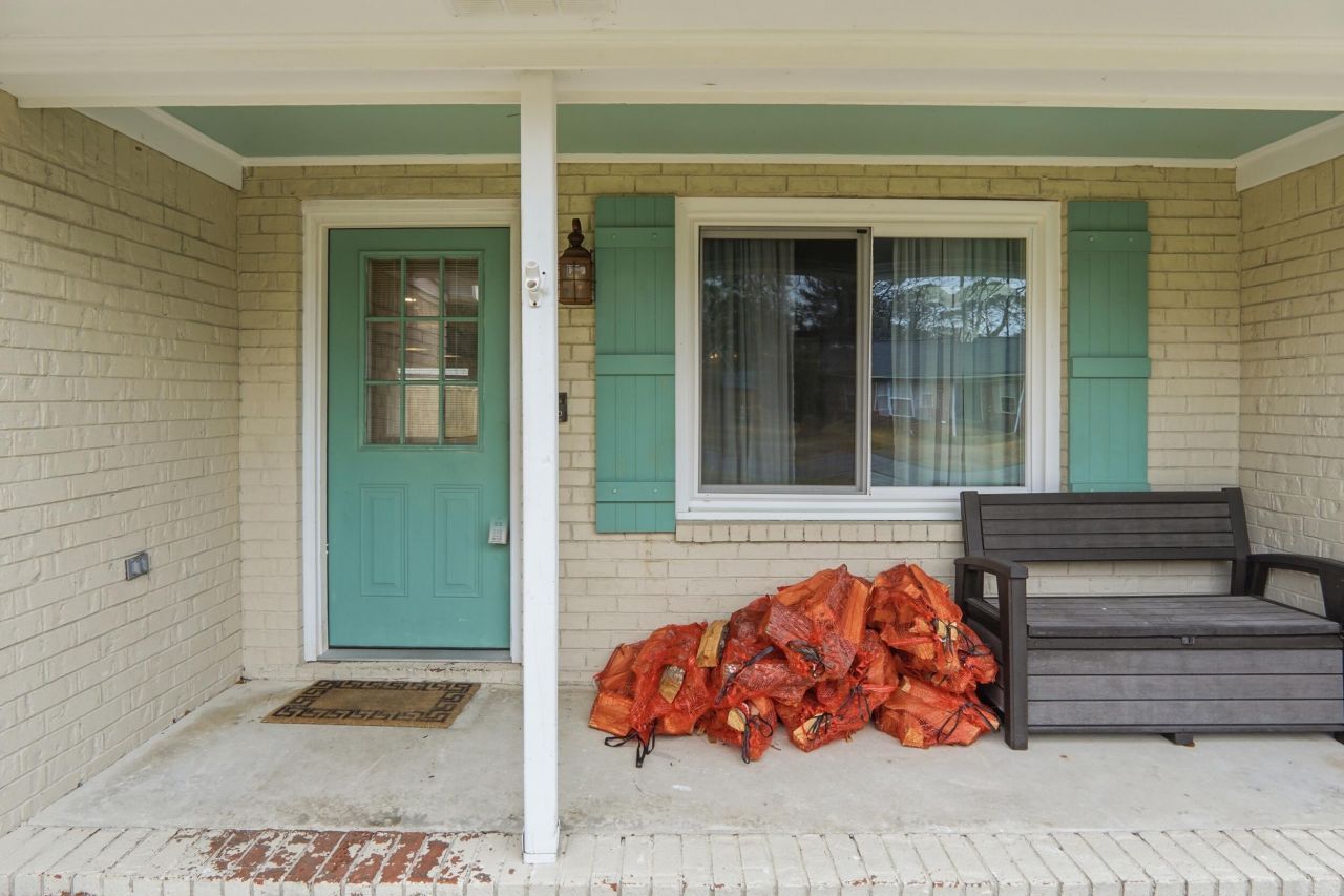 203 Violet Drive Photo 4