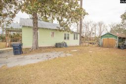 111 Hoover Street S photo 4