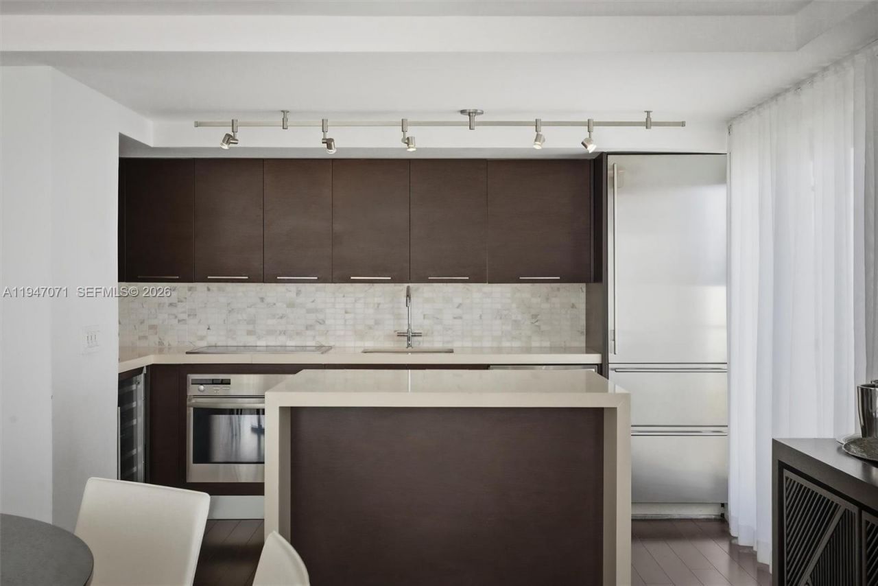 1250 Ocean Dr, Unit PH1, Miami Beach, FL 33139 Photo