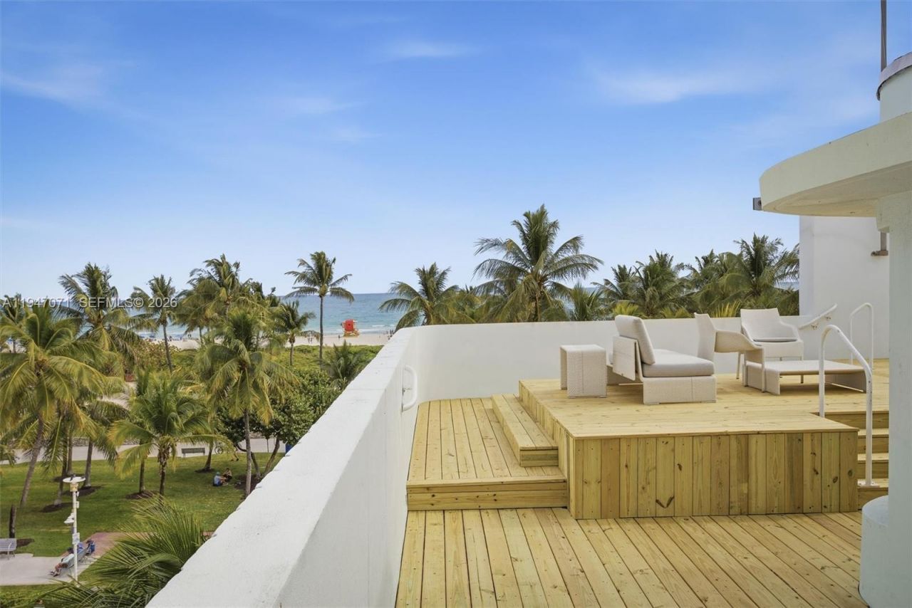 1250 Ocean Dr, Unit PH1, Miami Beach, FL 33139 Photo