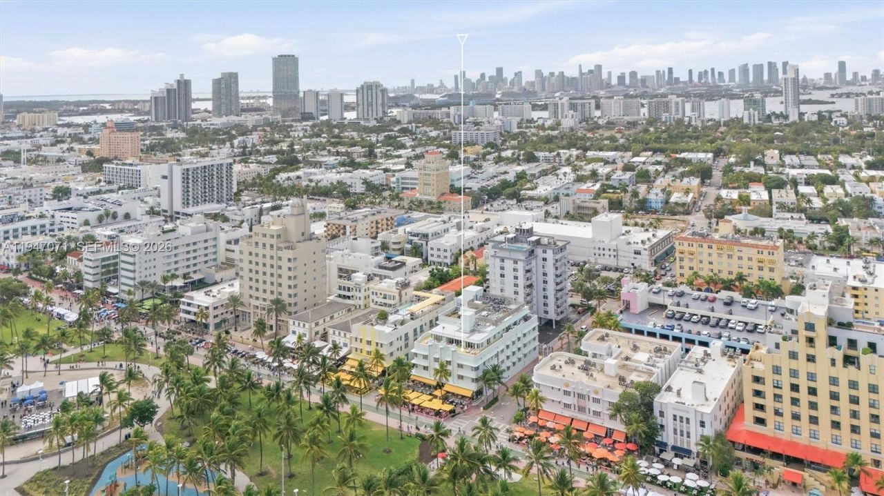 1250 Ocean Dr, Unit PH1, Miami Beach, FL 33139 Photo