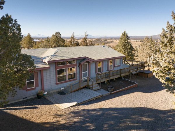 21140 Arid Avenue, Bend, OR 97703