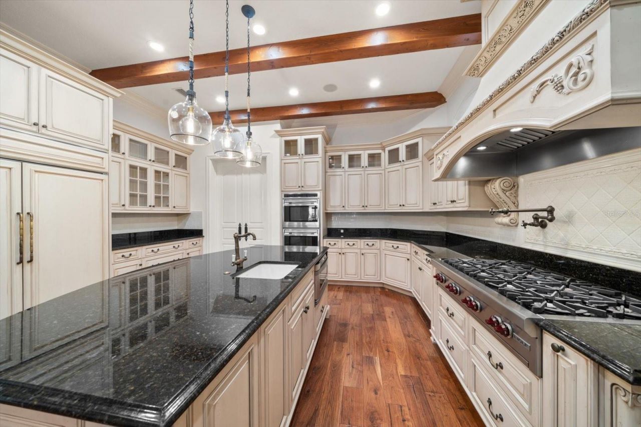 118 Harbor View Lane, Belleair Bluffs, FL 33770 Photo