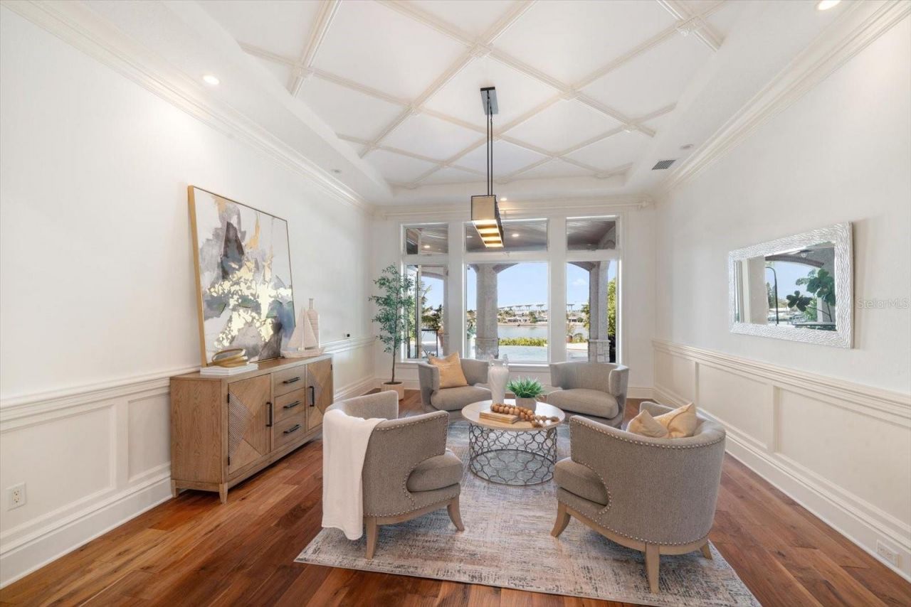 118 Harbor View Lane, Belleair Bluffs, FL 33770 Photo