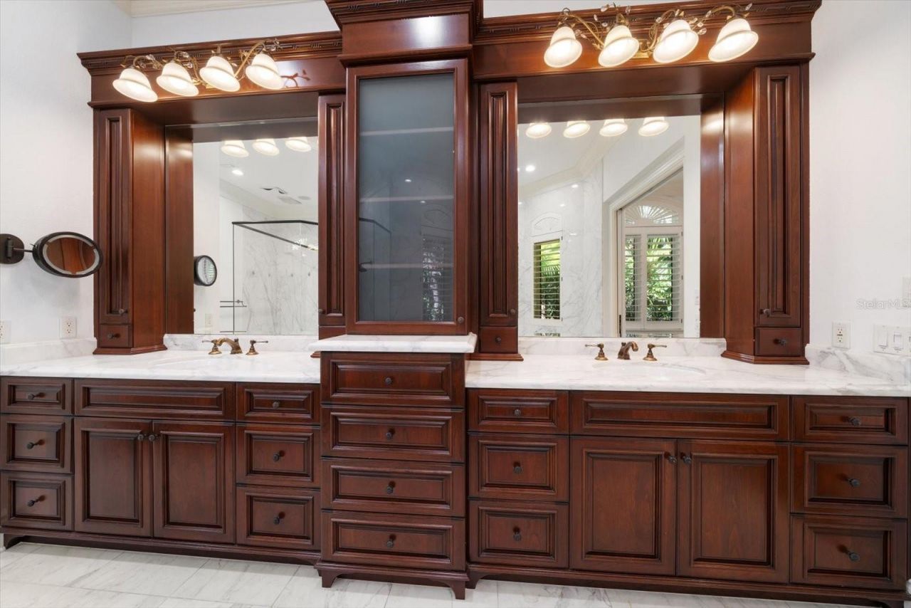 118 Harbor View Lane, Belleair Bluffs, FL 33770 Photo