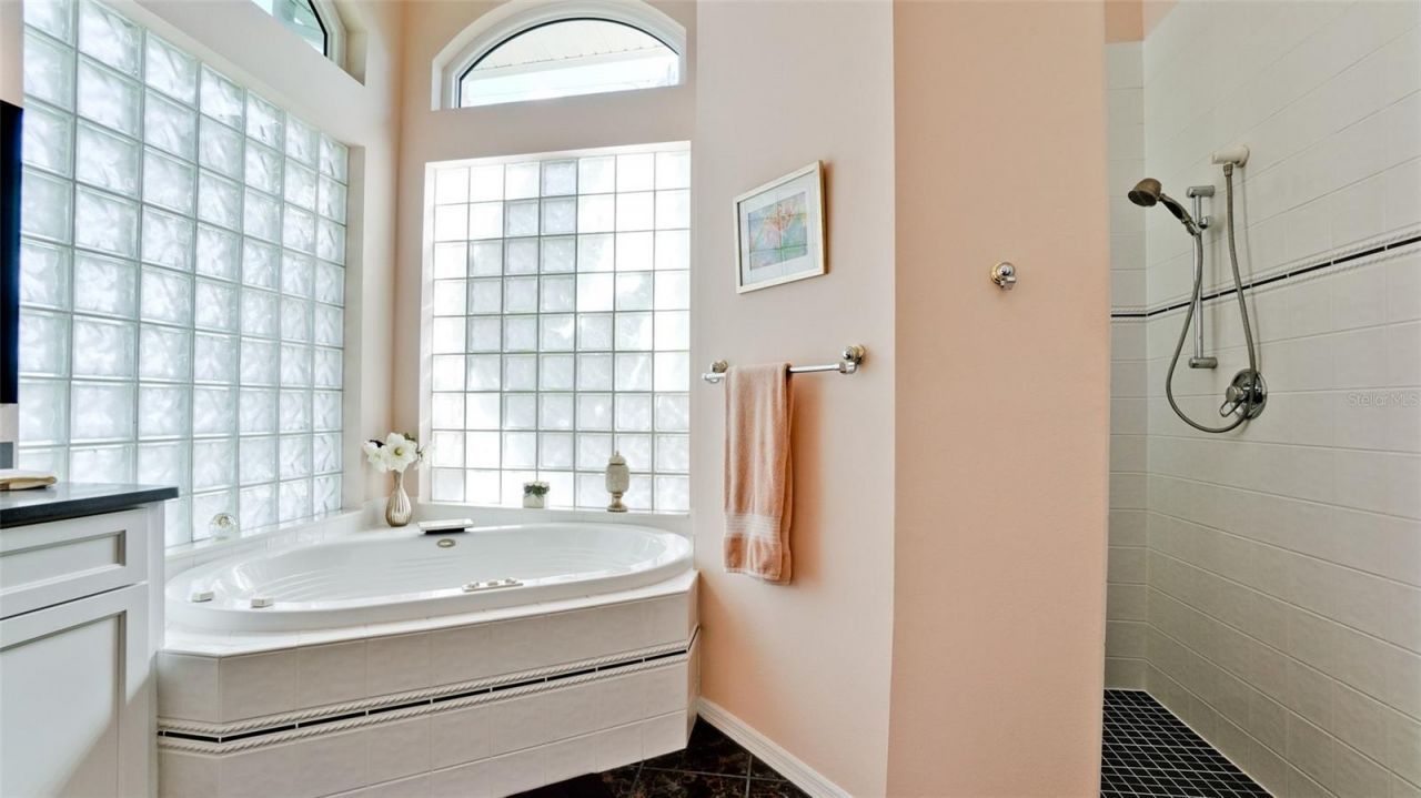 4603 4th Avenue Ne, Bradenton, FL 34208 Photo