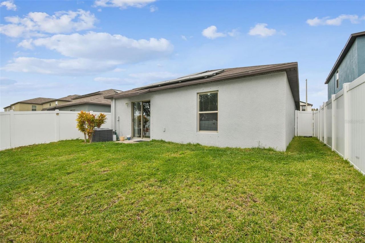 10248 Carloway Hills Drive, Wimauma, FL 33598 Photo