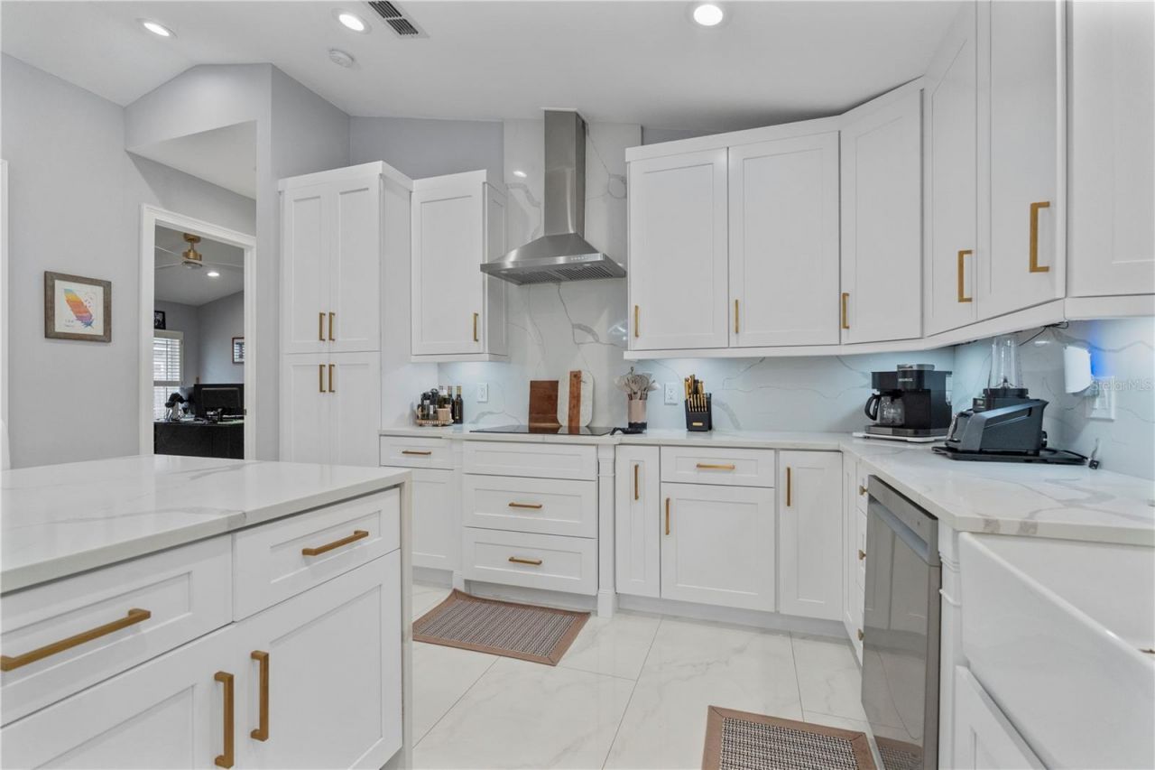 6528 Steeplechase Drive, Tampa, FL 33625 Photo