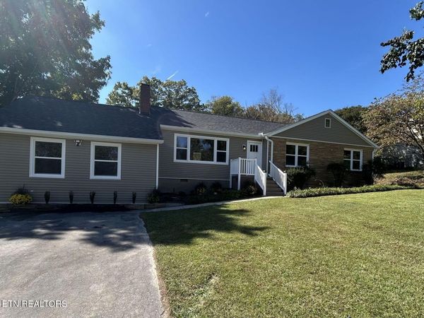 2501 Pleasant View Rd, Knoxville, TN 37914