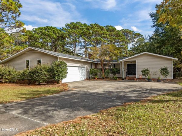 228 Star Hill Drive, Cape Carteret, NC 28584