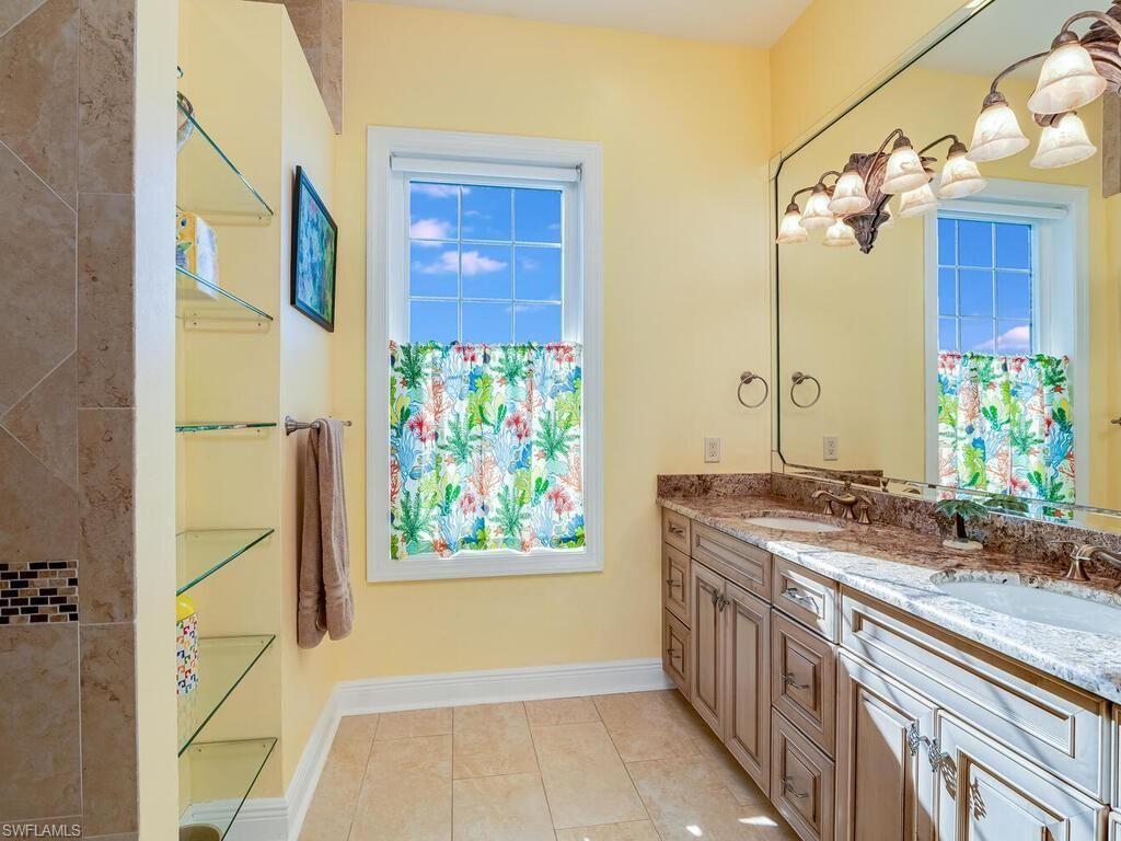 167 San Salvador St, Naples, FL 34113 Photo