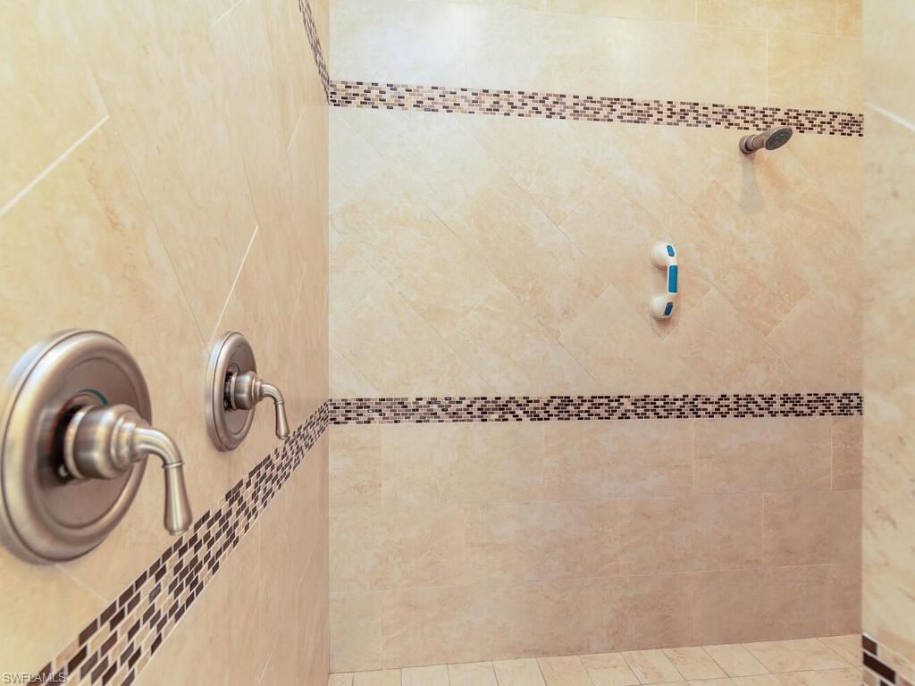 167 San Salvador St, Naples, FL 34113 Photo