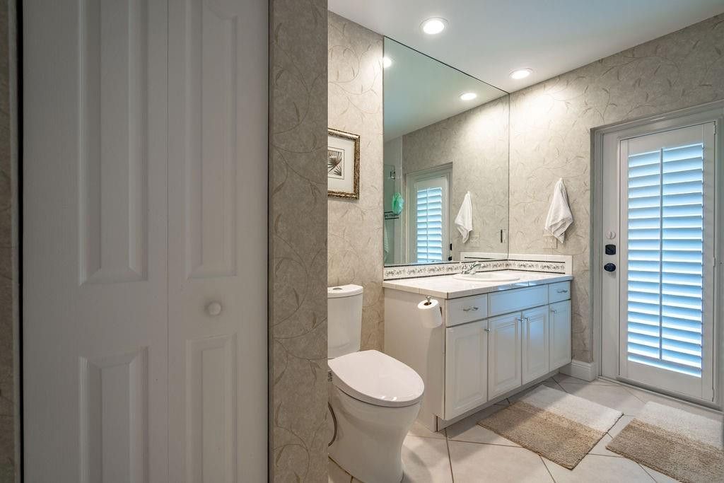 2317 NE 28th Ct, Lighthouse Point, FL 33064 Photo