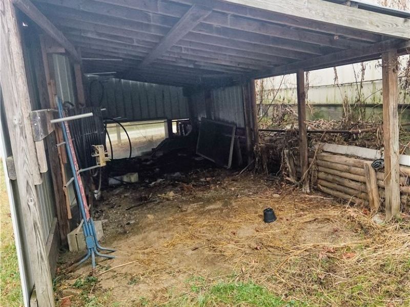 218 E Muskingum Street, Freeport, OH 43973 Photo 5